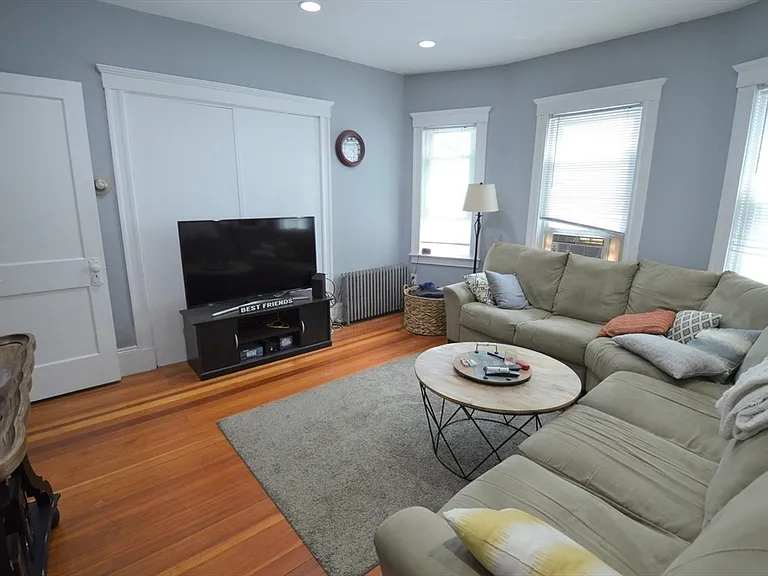 20 Hunnewell Ave #1 — Photo 5