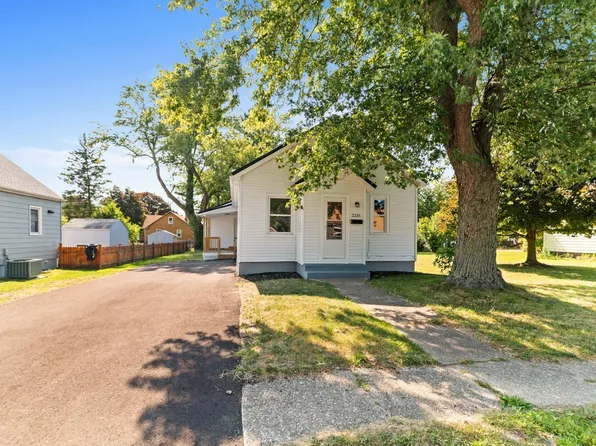 2216 Pear St, Erie, PA 16510