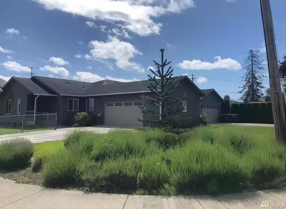 Front of duplex