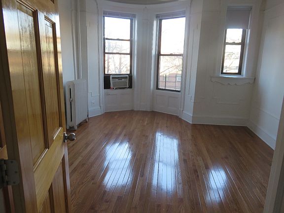 2nd image of 398 8th St APT 3L