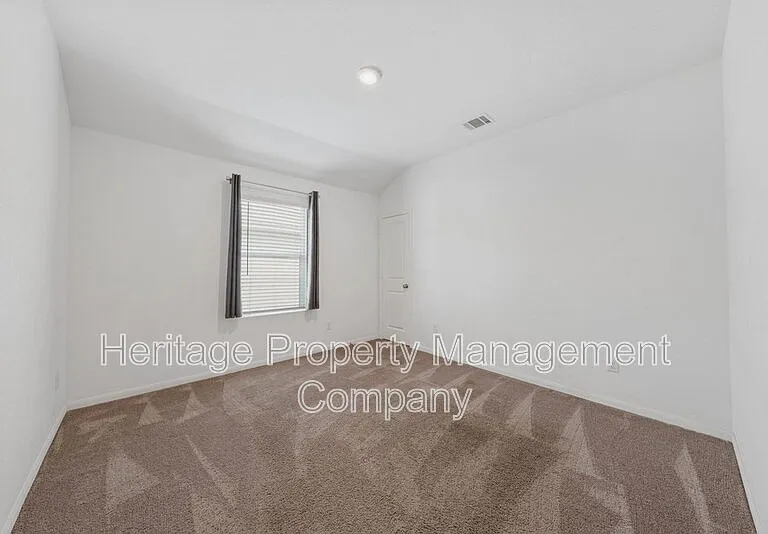2700 Coral Valley — Photo 23