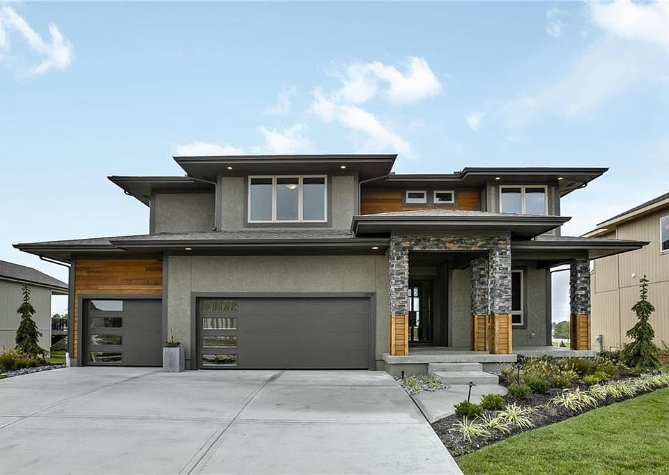 1st image of 12507 W 182nd Ct
