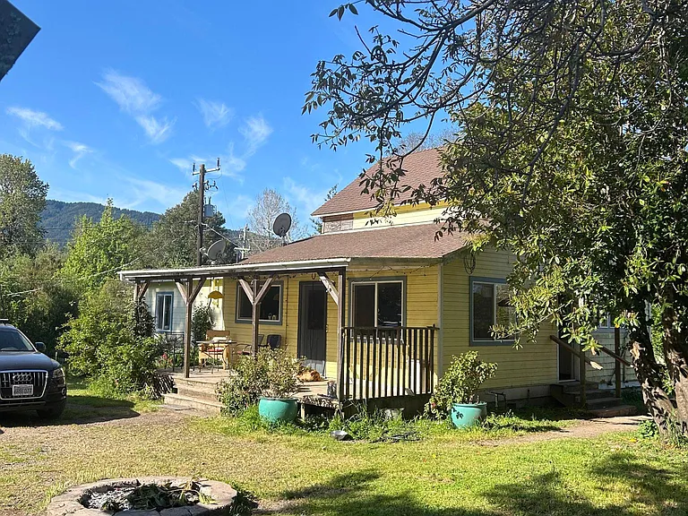195 Old Coast Wagon Rd — Photo 1