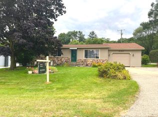 5187 Lindholm Dr W, White Lake, MI