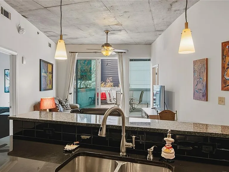 44 Peachtree Pl NW #424 — Photo 10