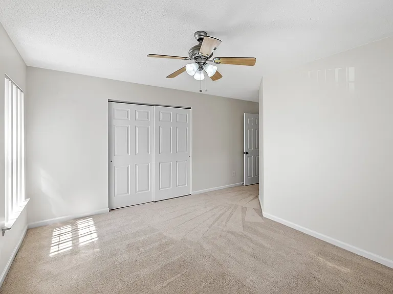 6571 Guard Hill Dr — Photo 43