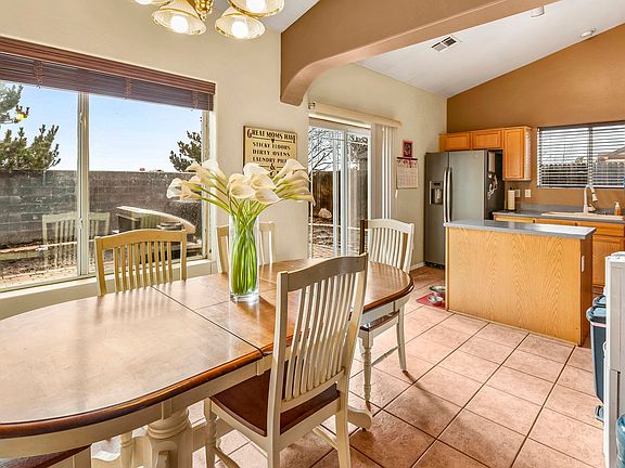 4th image of 11677 Cove Crest Dr