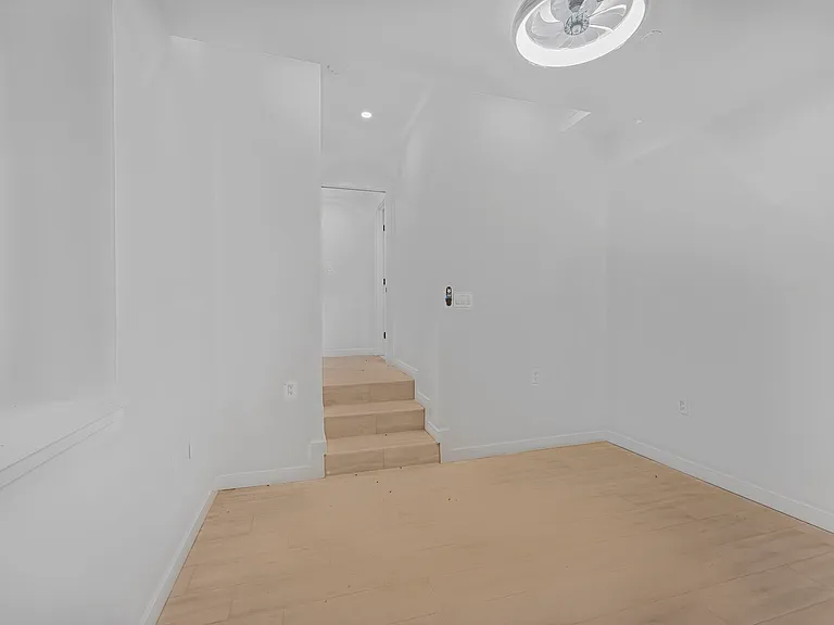 621 Florida Ave NW #2 — Photo 11