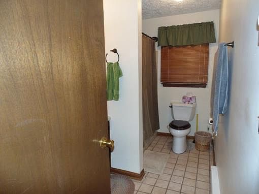 4th image of 6052 Vest Dr