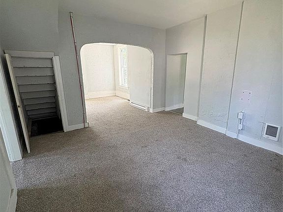 5th image of 3621 Saint Marys Ln