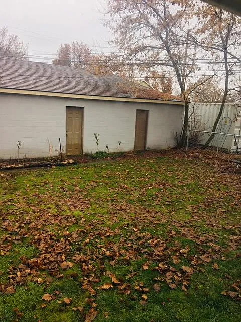 Building Photo 4