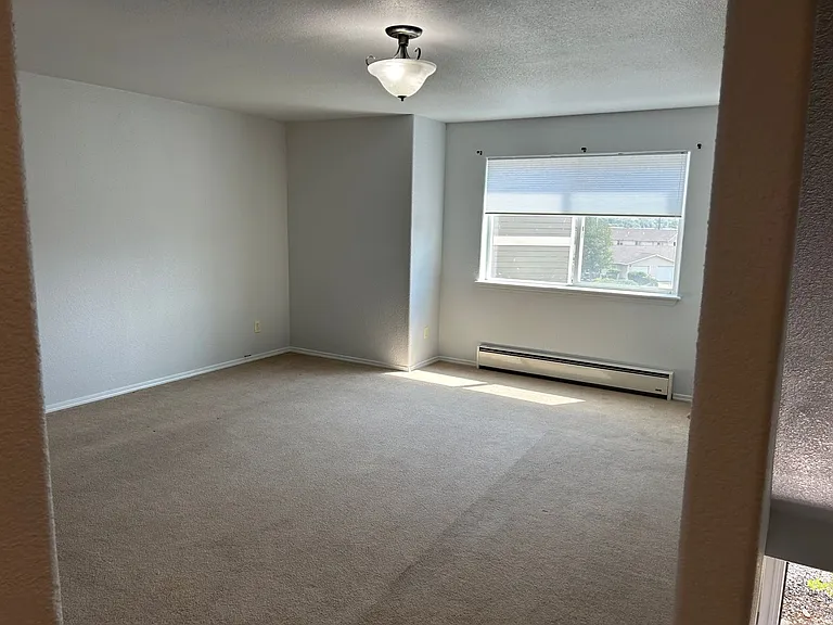 1201 Wineglass Ct #K — Photo 18