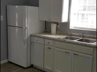 124 1/2 Maple St, Smithers, WV 25186