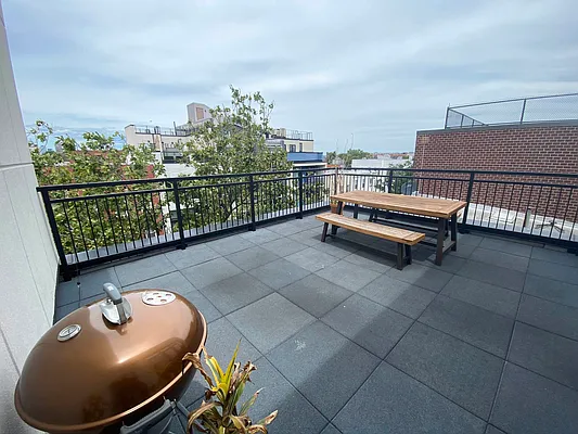 Rented by Nooklyn NYC LLC | media 13