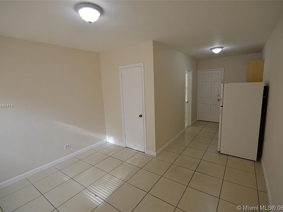 3rd image of 700 NE 85th St #12