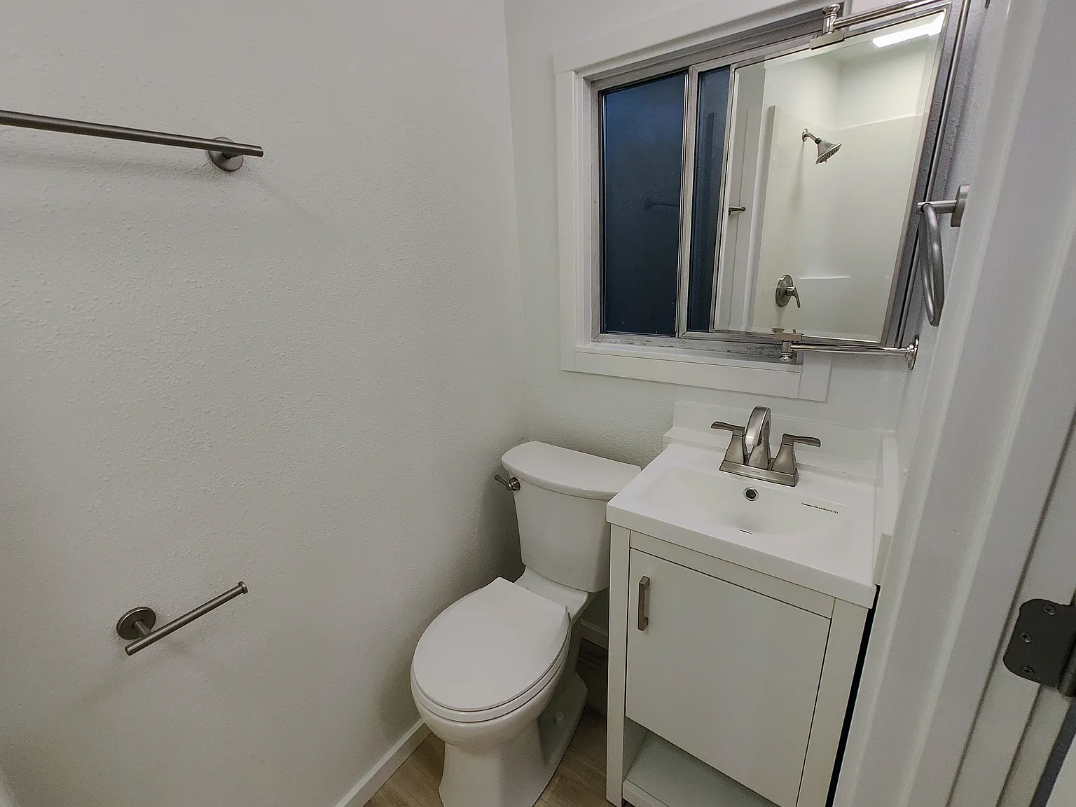 2 bed, 650 sqft, $1,749 — Photo 4