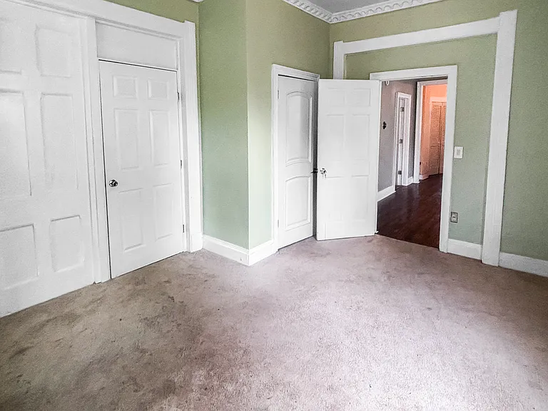 630 Kossuth St #1 — Photo 10