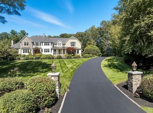 6 Little Hollow Ln, Groton, MA 01450