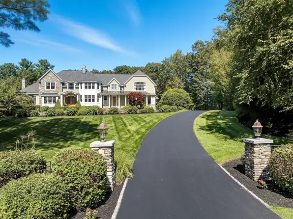 6 Little Hollow Ln, Groton, MA 01450