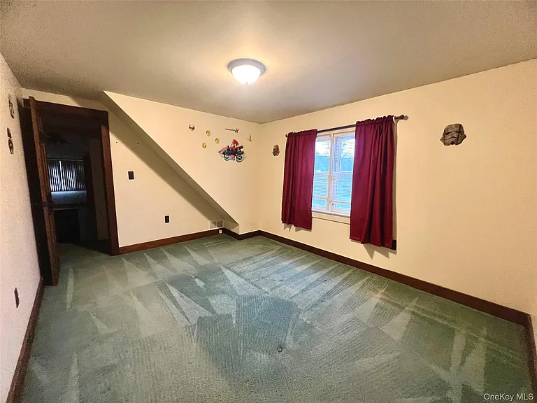 57 Hubbard Rd — Photo 16
