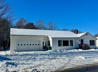 108 Chestnut Hill Rd, Rochester, NH 03867