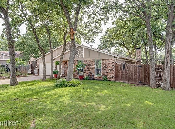 3rd image of 4905 Sagebrush Ct