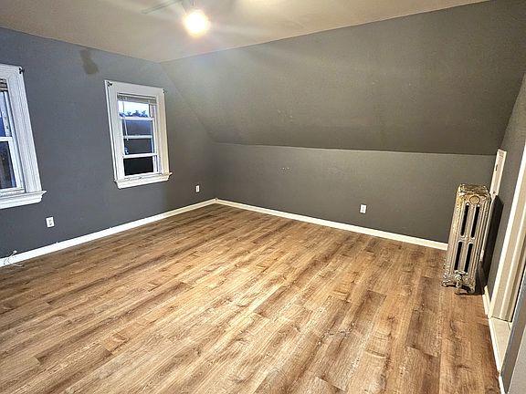 5th image of 16 Lake Ave #2