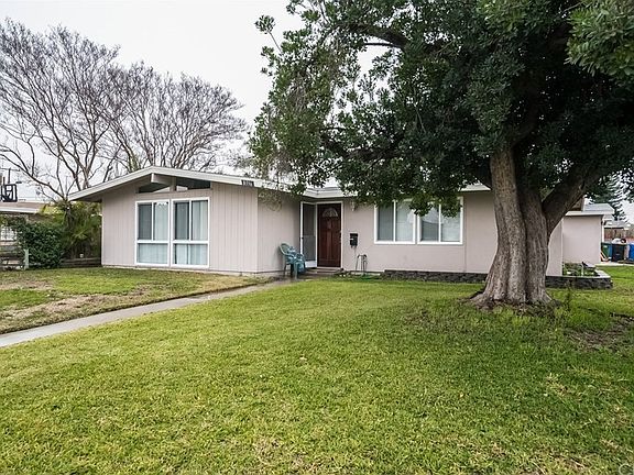 2nd image of 8336 Flallon Ave