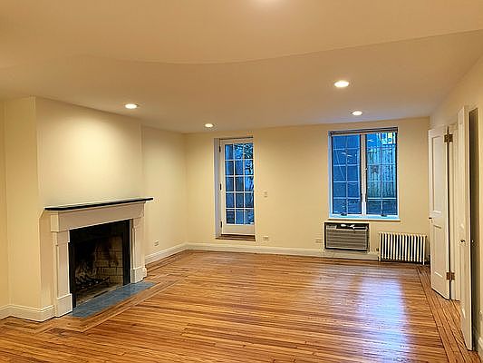 1st image of 28 E 11th St #1D