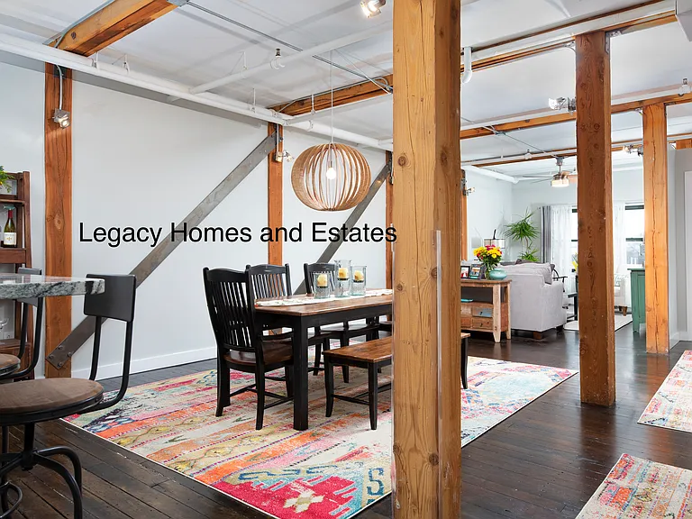 881 E 1st St #403 — Photo 3
