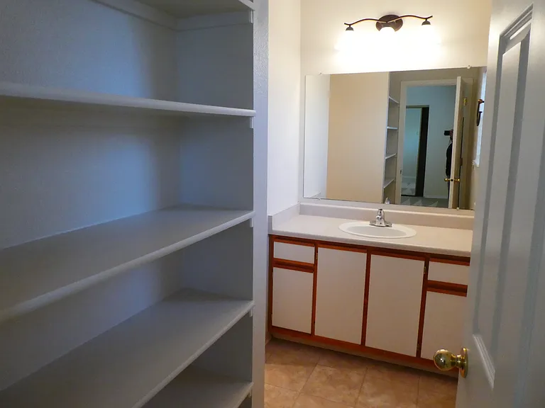 7123 SW Sagert St — Photo 9