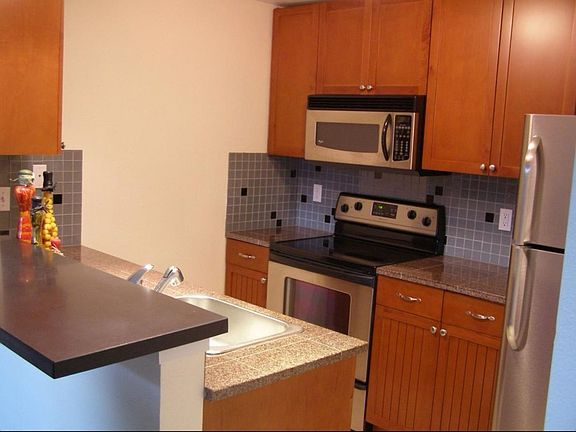 4th image of 3008 N Narrows Dr Unit E103