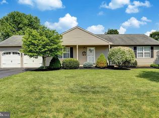 412 Golden Dr, Blandon, PA 19510