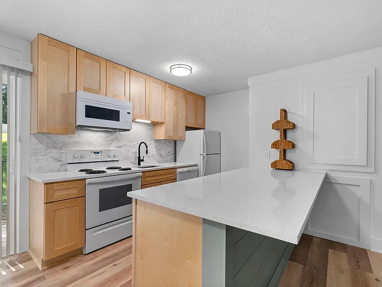 230 13th Avenue Pl NW #15 — Photo 21