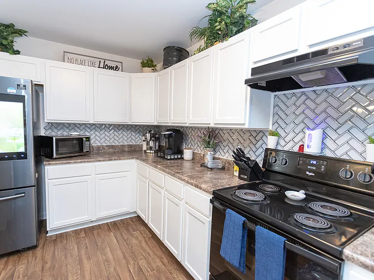 12919 Hill Pine Rd — Photo 46