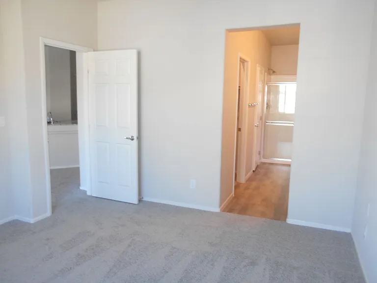 4655 Moonbow Ave #101 — Photo 10