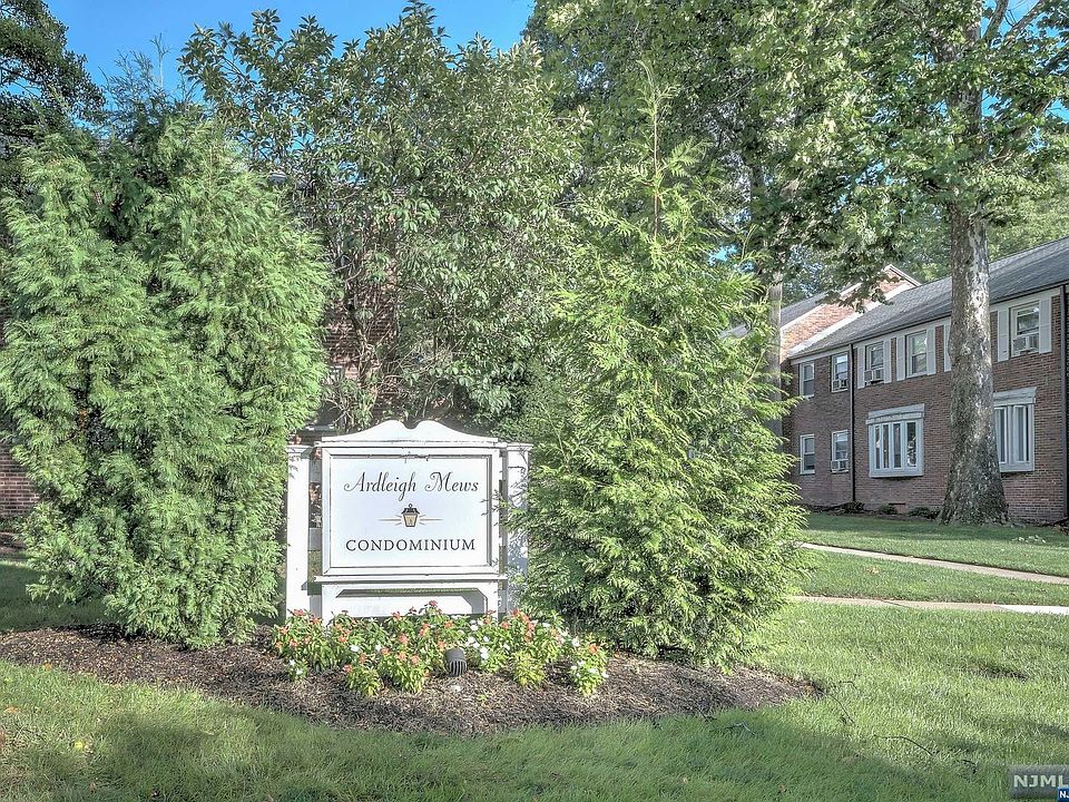 1st image of 349 Bloomfield Ave #95