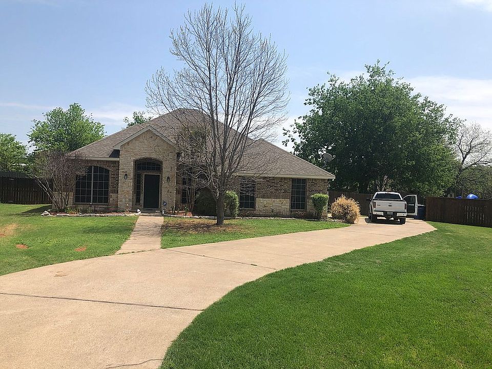 1st image of 4407 Cluster Oak Ct