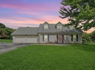 7981 Forest Edge Dr, Roanoke, VA 24018