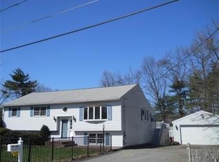 5 Penny St, Lowell, MA 01854