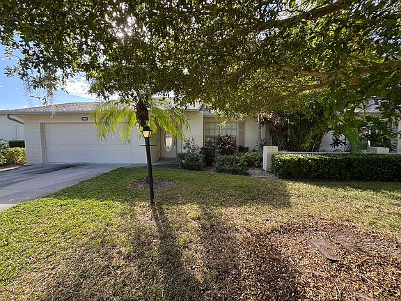 3rd image of 3966 Oakhurst Blvd #3103