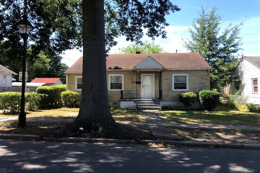 1st image of 1809 Dinwiddie Ave