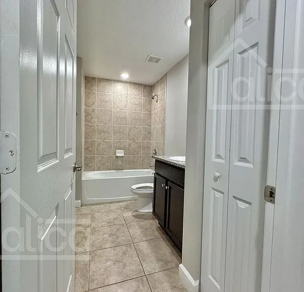 735 Gelaso St SW — Photo 13
