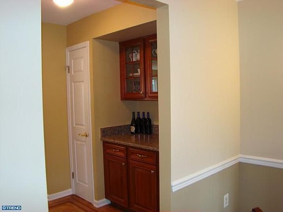 4th image of 5 Woodland Ct