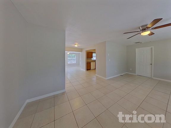 4th image of 2529 Brentwood Dr