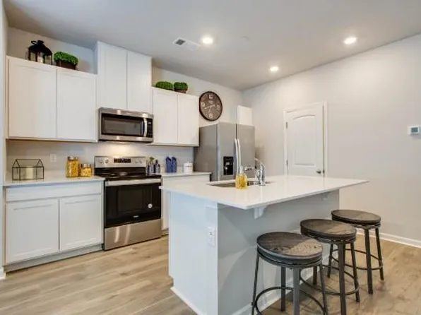 189 Dale Mires Ln, Baxter, TN 38544