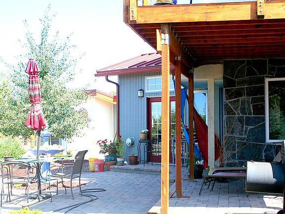 3rd image of 2299 SE Elm Ln
