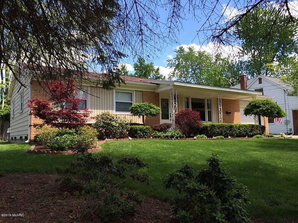 1st image of 341 Morningside Dr
