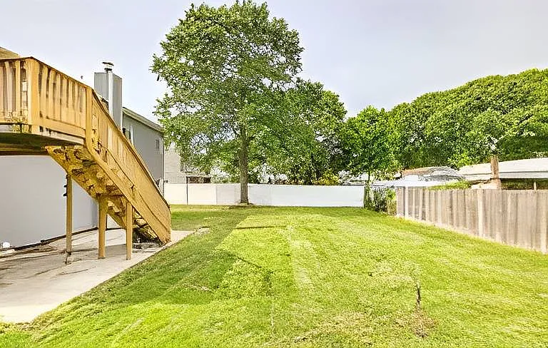5 Pamela Ln #2 — Photo 3