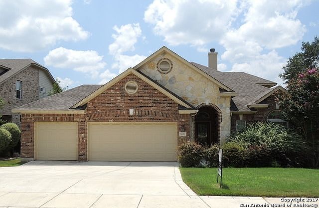 1st image of 1220 Links Ln